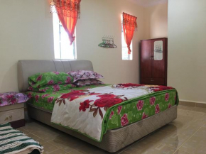 Гостиница Homestay D HANA formely known as d sofia homestay  Куала-Тренгану